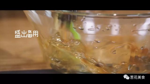 教你制作泡椒凤爪（大厨教你在家做泡椒凤爪）(14)