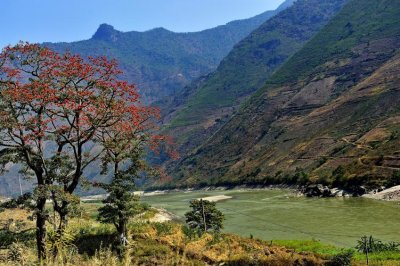 ​云南怒江自驾游（滇西怒江大峡谷昆明-贡山-香格里拉-丽江-剑川-昆明自驾）