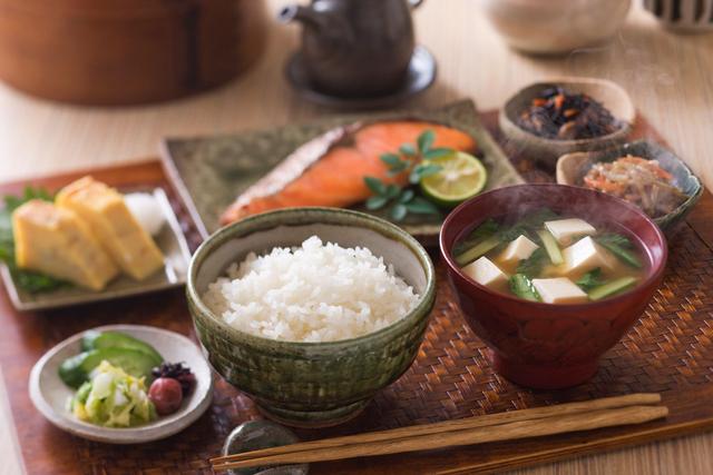 日本人的饮食习惯与特点（揭开日本人一千多年不吃肉的背后）(9)