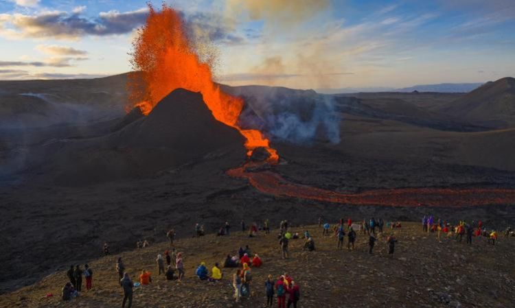 冰岛有29座火山其中最著名的是什么火山