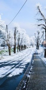 ​下雪发朋友圈唯美短句,下雪后发朋友圈的精美句子4s店