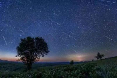 ​最近流星雨的时间表2023(最近流星雨来临的时间)