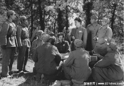 ​新中国第一部电影故事片，1949年的桥(抗日战争为背景)