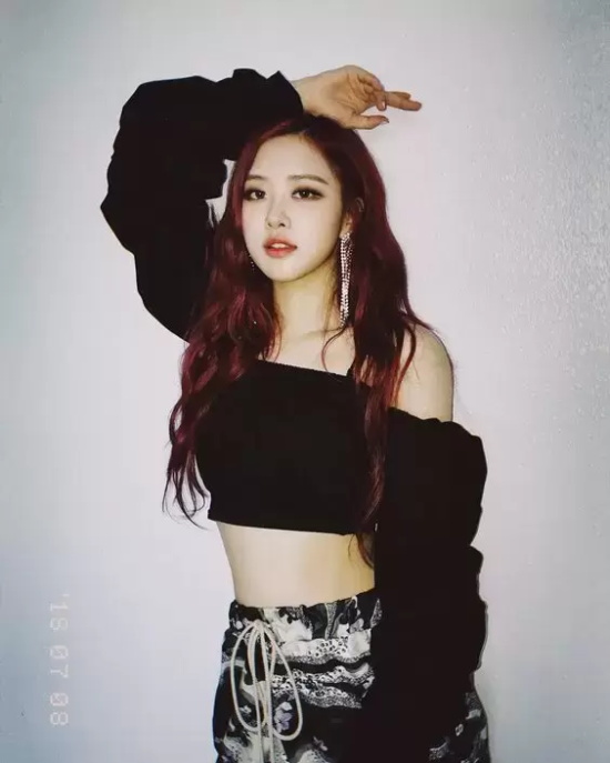 blackpink成员介绍：超详细档案：Rosé朴彩英