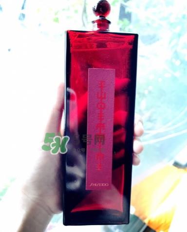 资生堂红色蜜露搭配什么乳液？红色蜜露搭配什么使用