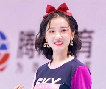 陈小纭整容前旧照曝光,承认动刀10次,31岁成娱乐圈颜值担当