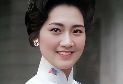 揭秘历史佳人:连战夫人方瑀的传奇风采与两岸情缘