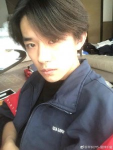 易烊千玺高考分数总分多少?易烊千玺高考成绩单