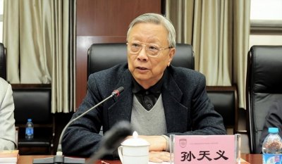 孙天义:东陵大盗孙殿英的儿子,万人崇敬的大人物,还是个高官