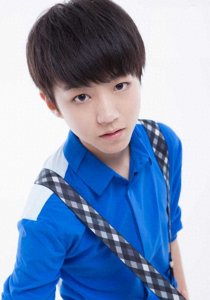 揭秘tfboys王俊凯母亲,每个成功男孩背后都有一个好妈妈