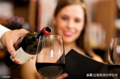 关于红酒在中国的笑话,红酒传入中国