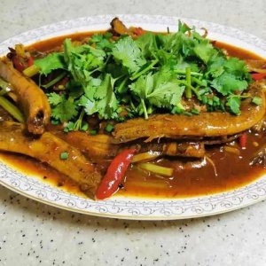 春天的美味,红烧泥鳅正确的做法,麻辣鲜香,做起来特简单!