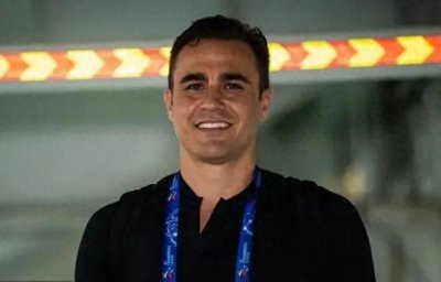 现身中国,卡纳瓦罗接任男足主帅?官宣决定,合同曝光,郑智支持