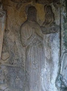 龙门石窟简介,龙门石窟 地理位置 历史背景 基本现状 外观结构 传说故事?