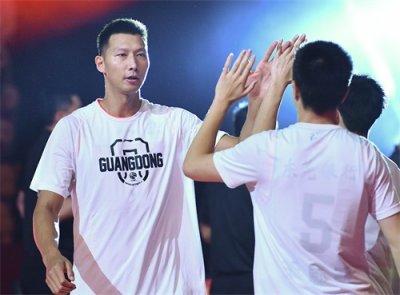 篮球——CBA总决赛首场:广东东莞银行对阵辽宁本钢