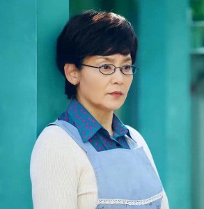 潘虹:从普通女孩到独立女性